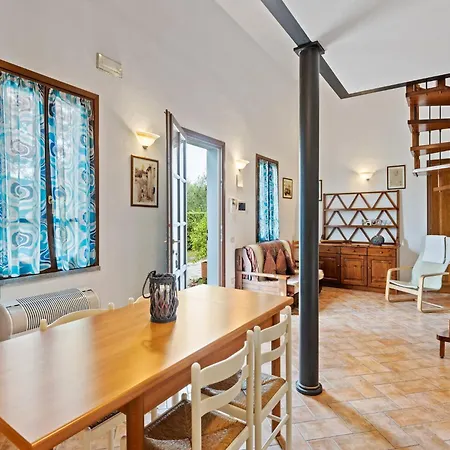 Cozy Tuscan Getaway *