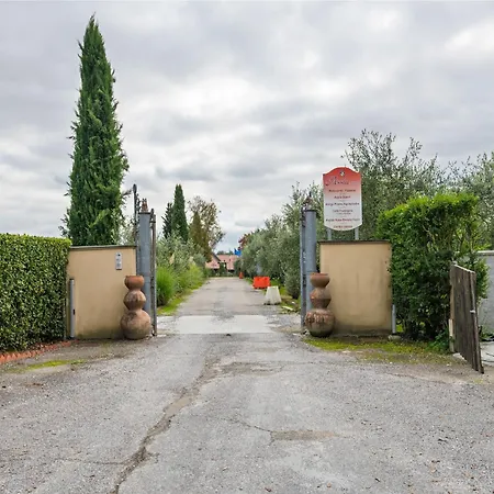 Cozy Tuscan Getaway 펜션 *